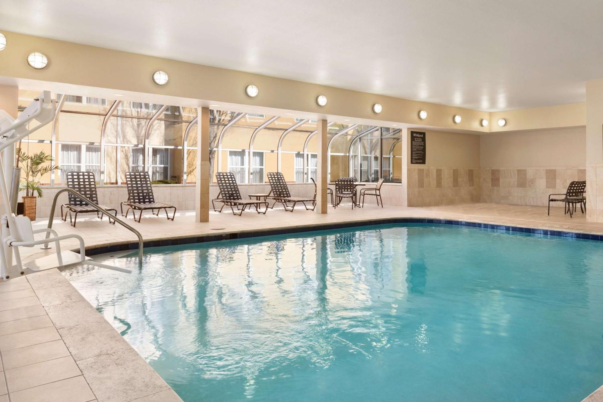 Homewood Suites By Hilton Columbus-Hilliard Buitenkant foto